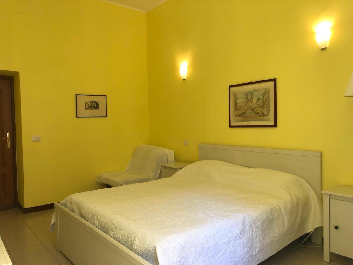 Casa Vacanze "Il Vaticano A 2 Passi" Rom Exterior foto